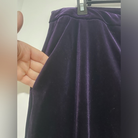 MICHEL STUDIO beautiful velvet purple wide leg pants! Size 12 - Picture 3 of 9